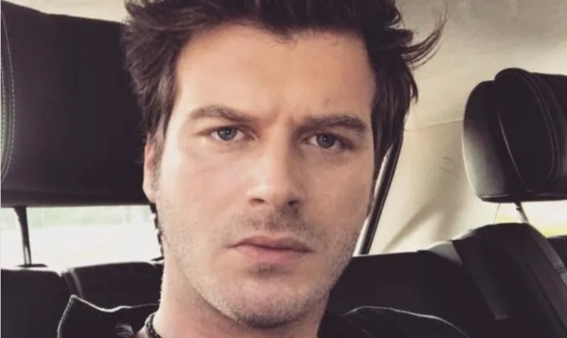 This image has an empty alt attribute; its file name is kivanc-1.jpg