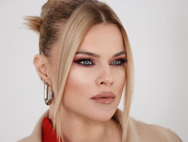 (ВИДЕО) Рок-иконата Дани Димитровска го претставува својот најнов сингл „Заедно”