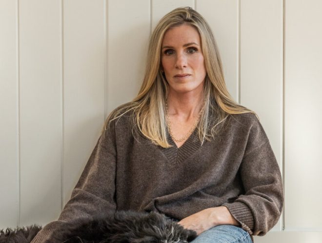 Од еуфорија до јавен линч: Шокантна исповед на жената снимана на концертот на Coldplay