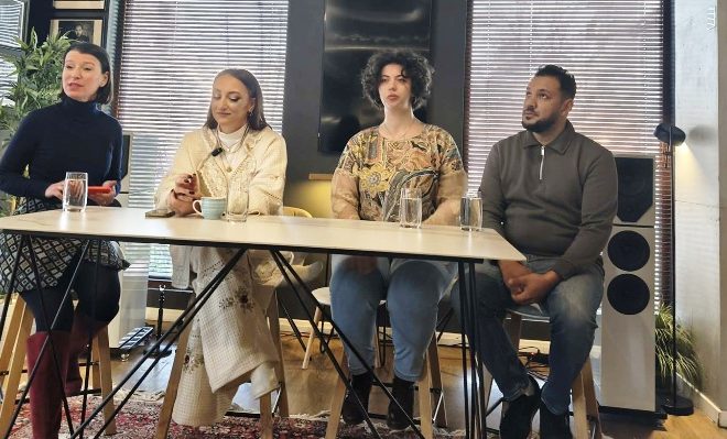 (ВИДЕО+ФОТО) Зарина Првасевда го најави утрешниот концерт „Кадифено“: „Македонската музика преку традицијата и современиот звук“